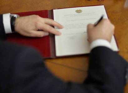 Armenia ambassador posthumously awarded