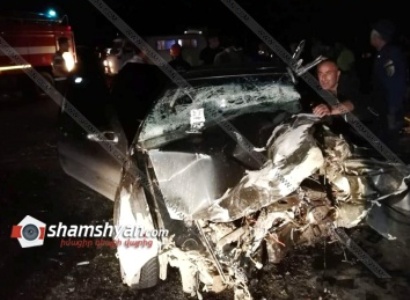 Բախվել են Mercedes-ն ու Volkswagen-ը. կա 1 զոհ, 3 վիրավոր
