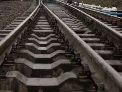 Արարատում էլեկտրագնացքը բախվել է ավտոմեքենայի. վերջինիս վարորդին դուրս են բերել ու հասցրել հիվանդանոց
