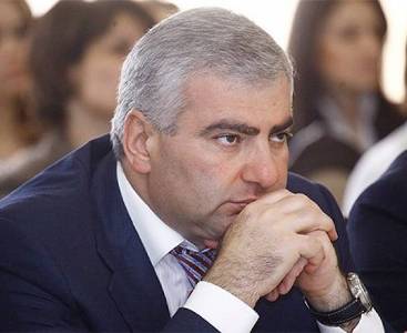 «Հրապարակ». Սամվել Կապարետյանը կհանդիպի Ռոբերտ Քոչարյանին եւ Սերժ Սարգսյանին