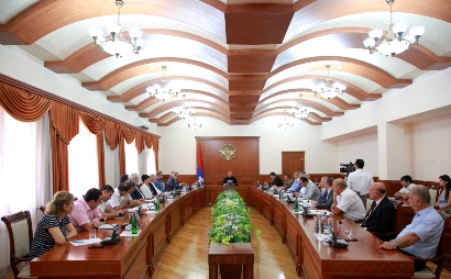 Artsakh president holds consultation devoted to 7th Pan-Armenian summer games