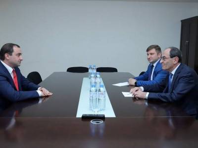 ՀՀ ԱԳՆ-ում կայացել է Հայաստանում Մոլդովայի պատվավոր հյուպատոսի արտոնագրի հանձնման արարողությունը