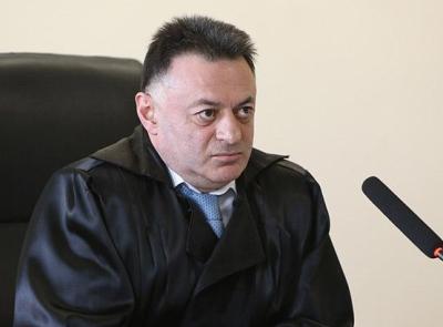 Ռոբերտ Քոչարյանի եւ մյուսների գործով դատավոր Դավիթ Գրիգորյանը արձակուրդ է մեկնել