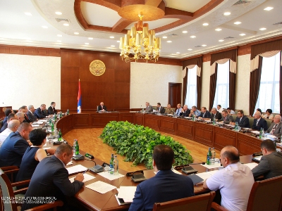 Artsakh President chairs Government’s meeting