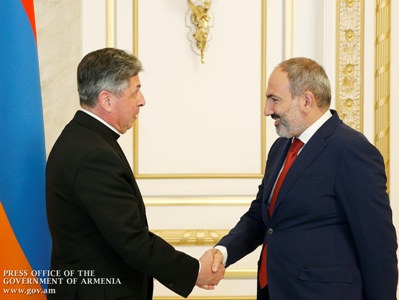 Նիկոլ Փաշինյանը և Հռոմի Սուրբ Աթոռի նվիրակը քննարկել են Հայաստան-Վատիկան կապերի զարգացման հարցեր