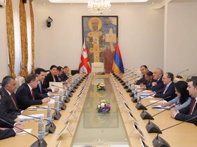 Armenia FM reaffirms commitment to further strengthen Armenian-Georgian relations
