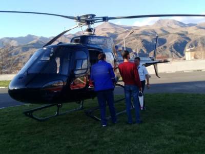 «Սատանի կամրջից» ընկած 16-ամյա տղային ուղղաթիռով հասցրել են Երեւան. Նա բաց գանգուղեղային վնասվածք ունի