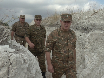 Armenia army general staff chief visits northeastern border area (PHOTOS)