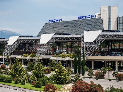 Armenian personnel at Russia international airport being fired because of their nationality?