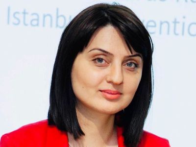 Ինձ անձնական վիրավորանք են հասցրել. Զառա Բաթոյանը՝ Հայ եկեղեցու երիտասարդական միավորման հետ հանդիպման մասին