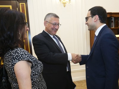 ՀՀ փոխվարչապետն ընդունել է Ամերիկայի հայկական համագումարի հոգաբարձուների խորհրդի համանախագահին