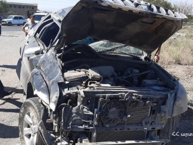 Արմավիրի մարզում «Toyota» է կողաշրջվել․ վարորդը հոսպիտալացվել է (ֆոտո)