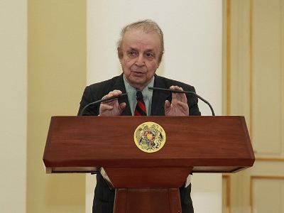Late Vahakn Dadrian’s remains to be brought to Armenia