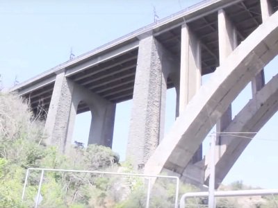 Քաղաքացին Կիեւյան կամրջից փորձել է ցած նետվել