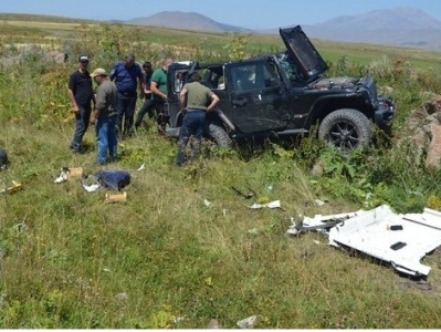 Armenian family gets into car accident in Georgia