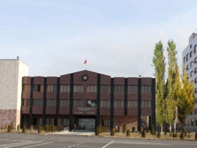 ԱԻՆ-ի շենքի տանիքում հրդեհ է բռնկվել