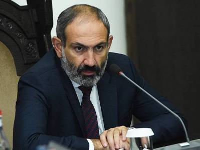 Премьер-министр Армении отказался отвечать на вопросы журналистов о встрече с жителями Джермука