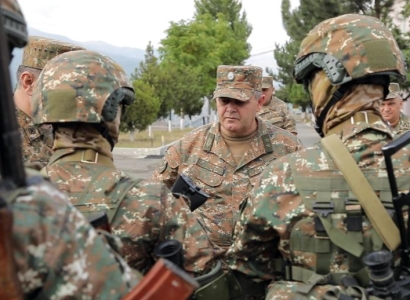 Chief of Armenia army's general staff visits country's northeastern border zone