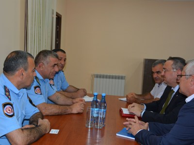 Karabakh emergency service chief, Red Cross head of mission in Artsakh discuss people’s safety