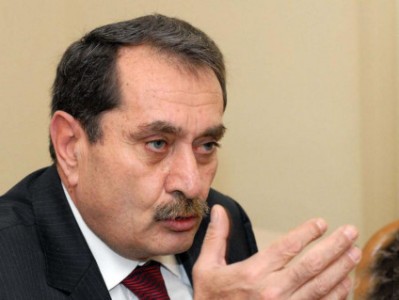«Շողոքորթեմ քեզ մի հատ, ազիզ ջան». Գուրգեն Եղիազարյանը՝ «քաղաքական նոր կատեգորիայի» մասին