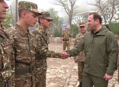 Armenia defense care for visits Karabakh band