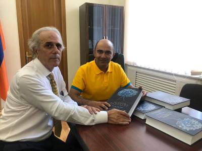 Marukyan: 5 volumes on Armenian Genocide published in English (PHOTOS)