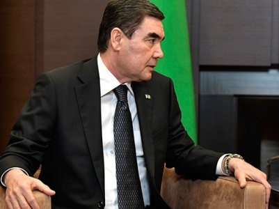 Президент Туркменистана написал новую книгу об алабаях