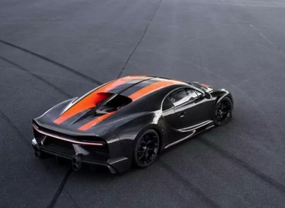 Bugatti разработает две новых версии гиперкара Chiron Super Sport 300+