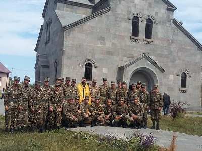 Խաչվերացի տոնը նշել են նաեւ զինվորները. ՀՀ ԶՈՒ Հոգեւոր Առաջնորդություն (ֆոտո)