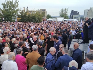 Партия «Альянс патриотов» провела в Тбилиси акцию, требуя признать персоной нон-грата экс-посла США в Азербайджане