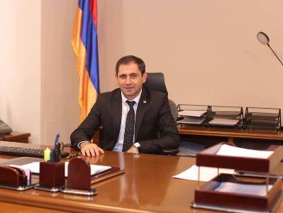 Armenia territorial administration, infrastructure minister travels to Austria