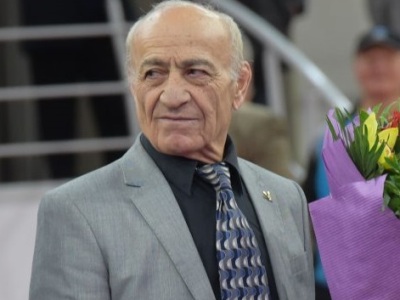 Ukraine President bestows title to Greco-Roman wrestling legend Lavrentiy Maylamyan