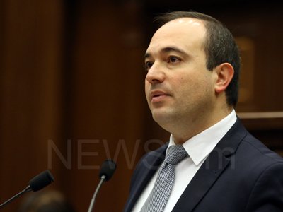 «Ճի՞շտ եմ հասկանում, որ ԱԺ խմբակցություններից մեկը ՍԴ նախագահի լիազորությունների դադարեցման գործընթաց է ուզում սկսել»