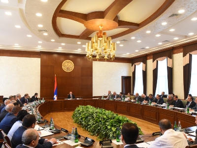 Government adopts Artsakh state program for medium-term expenditures for 2020-2022