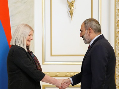 Armenia PM has farewell meeting with outgoing UK Ambassador