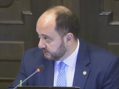 Armenia education minister presents draw law on pre-school education