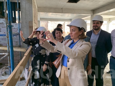 Հայաստանի ԱԺ պատվիրակությունն այցելել է Թբիլիսիի հայկական թատրոն (ֆոտո, վիդեո)