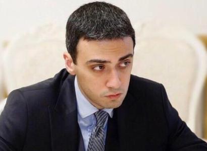 Քոչարյանի պաշտպանը ինքնաբացարկի միջնորդություն է ներկայացրել դատավոր Մհեր Արղամանյանին