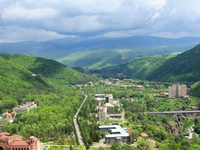 Ջերմուկի  երկու տասնյակ քաղաքացիներ դատի են տվել Շրջակա միջավայրի նախարարին
