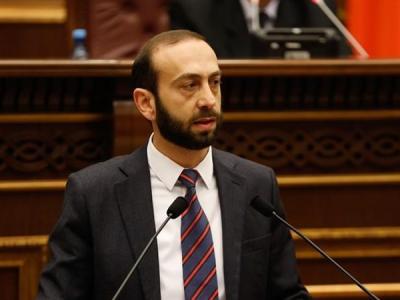 ՀՀ ԱԺ նախագահն անհարմար չի զգում. գրադարանավարների ու հավաքարարների աշխատավարձերը հավասարեցնում են
