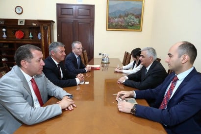 Deputy PM receives outgoing ADB Armenia Resident Mission Country Director