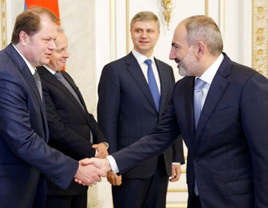 Newspaper: Armenia PM-Russian Railways boss meeting is with ultimatum accentuations