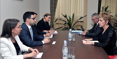 Armenia Justice Minister receives Bulgaria Ambassador