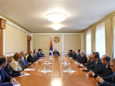 Artsakh President convenes working consultation with Artsakh MFA