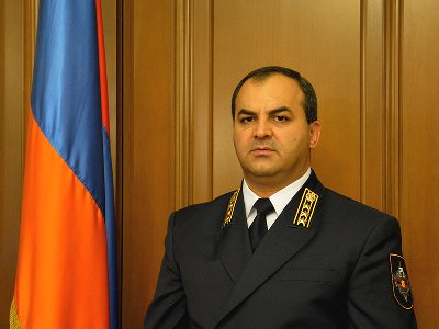 Attacked Yerevan police officers awarded, one posthumously