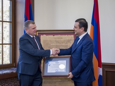 ԵՊԲՀ-ն եւ Արցախի առողջապահության նախարարությունը հուշագիր են ստորագրել