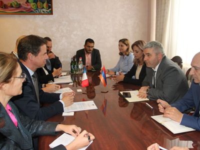 Ֆրանսիացի փորձագետները կաջակցեն Հայաստանում աշխարհագրական նշումով գինիների համակարգի ներդրմանը