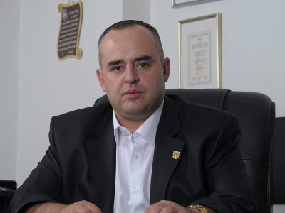 Քննչական կոմիտեում ձերբակալում են Հրայր Թովմասյանի սանիկ Նորայր Փանոսյանի փեսայի եղբորը. պաշտպան