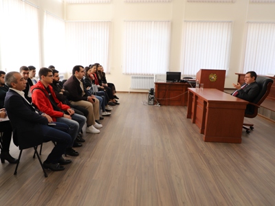 Այսօր դատավոր դառնալու ցանկություն քչերն ունեն. Ռուբեն Վարդազարյան
