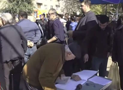 Начался сбор подписей в поддержку Роберта Кочаряна